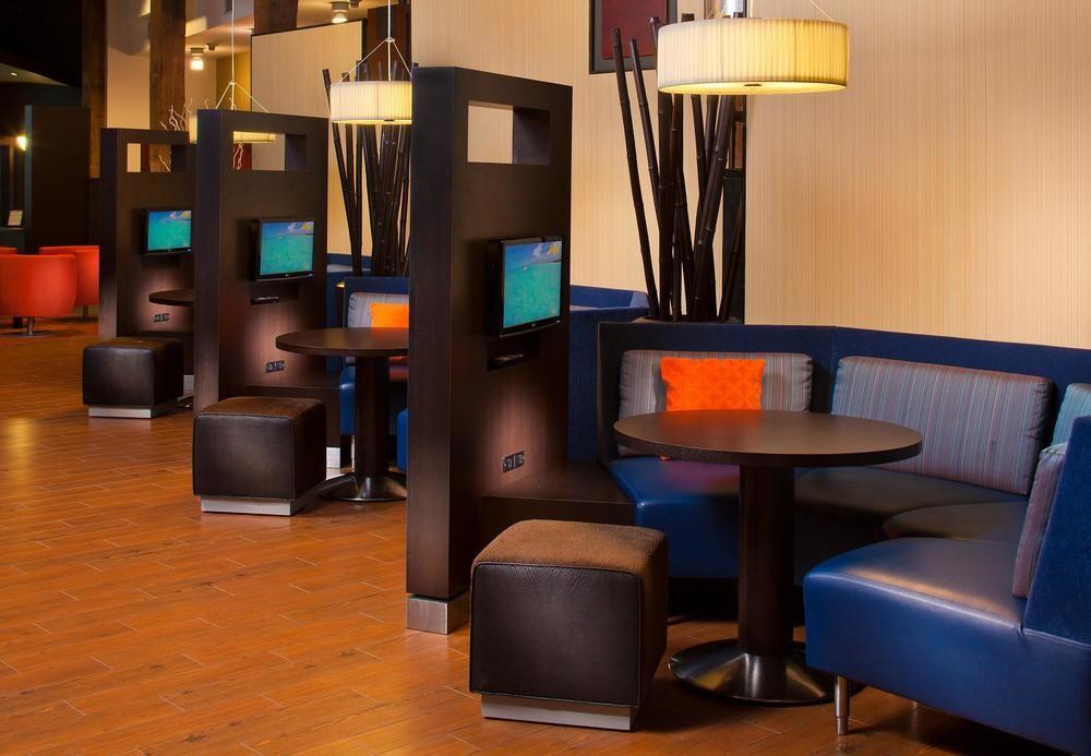 Courtyard By Marriott New Orleans Warehouse Arts District Hotel Екстериор снимка