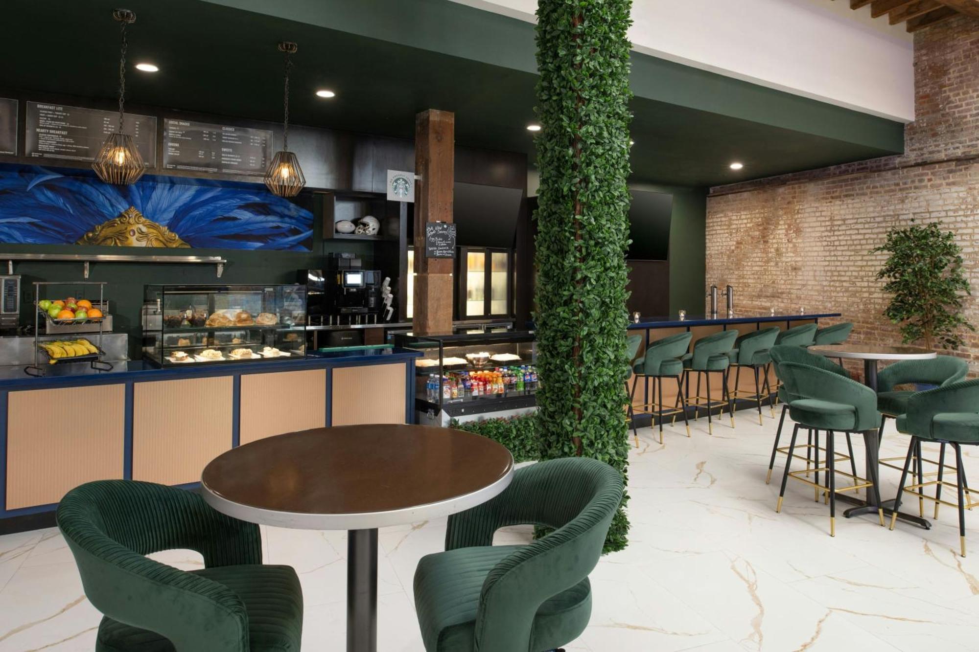 Courtyard By Marriott New Orleans Warehouse Arts District Hotel Екстериор снимка